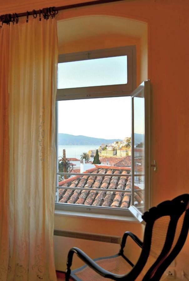 Hydra Optima Villa ภายนอก รูปภาพ