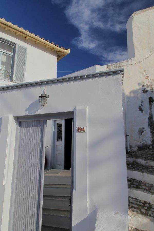 Hydra Optima Villa ภายนอก รูปภาพ